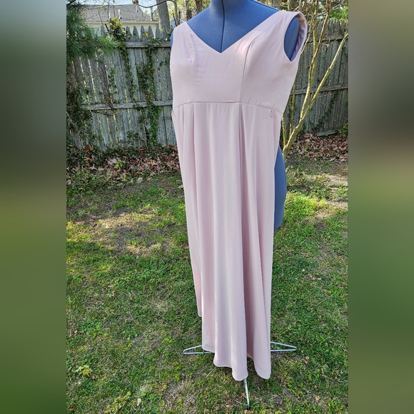 Blush Pink Formal Gown - Picture 2 of 8